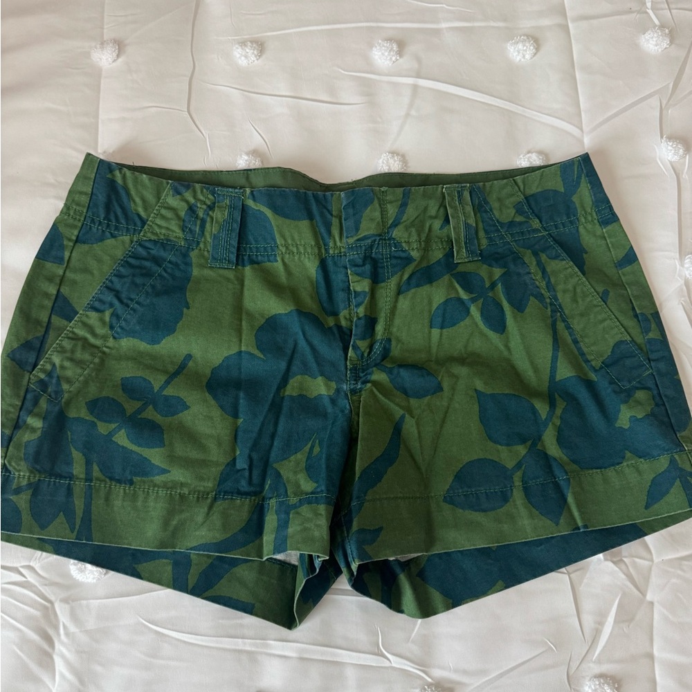 Old Navy Green Shorts Casual Lightweight